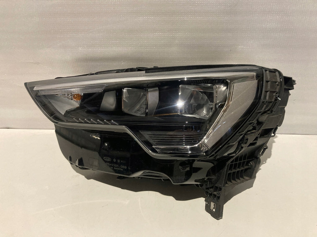 Frontscheinwerfer Audi Q3 83A941011 LED Links Scheinwerfer Headlight