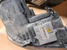 Laden Sie das Bild in den Galerie-Viewer, Frontscheinwerfer VW Touran 1T0941032F Xenon Ein Stück (Rechts oder Links) SCH9432534880vz