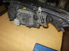 Laden Sie das Bild in den Galerie-Viewer, Frontscheinwerfer Renault Megane III 260100021R Xenon Rechts Headlight SCH7838052539az