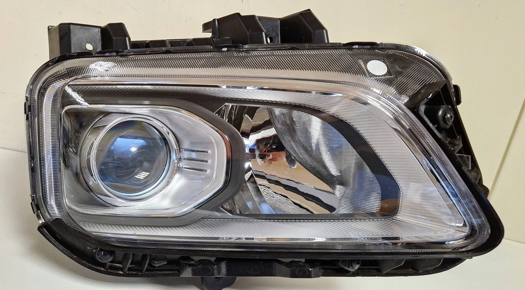 Frontscheinwerfer Hyundai Kona 92102-19XXX J9921-22020 Rechts Headlight