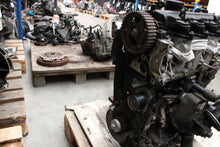 Laden Sie das Bild in den Galerie-Viewer, Motor Dacia Nissan Renault I Z K9K4830 1.5 DCI 99TKm Diesel Engine Unkomplett