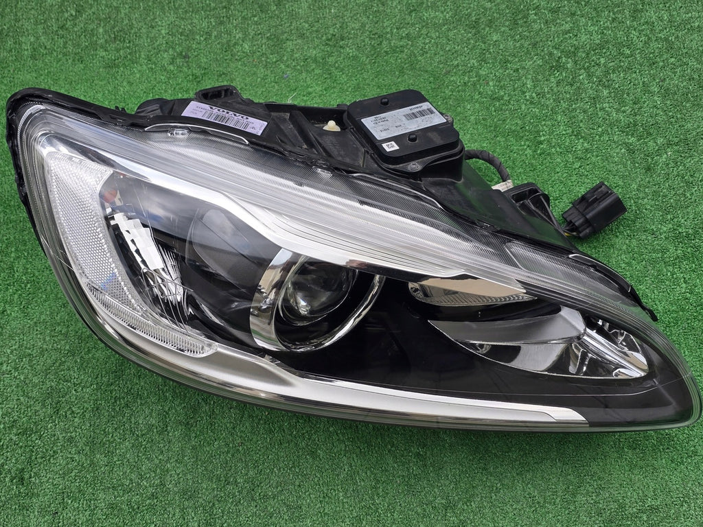 Frontscheinwerfer Volvo V60 S60 31420109 Rechts Scheinwerfer Headlight SCH9573328093cd