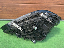 Laden Sie das Bild in den Galerie-Viewer, Frontscheinwerfer BMW 4 G22 G23 G26 5A3B2F3 85122000 Links Headlight SCH9440279089fw