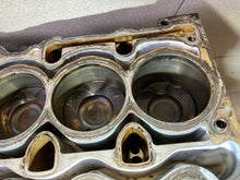 Load image into Gallery viewer, Motorblock BMW N43B20AA 2.0 Benzin Unkomplett