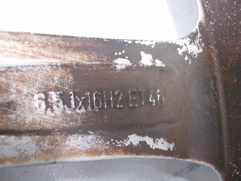 1x Alufelge 16 Zoll 6.5" 5x112 46ET Glanz Silber 8V0601025BM Audi A3 Rim Wheel FEL6974588680xk