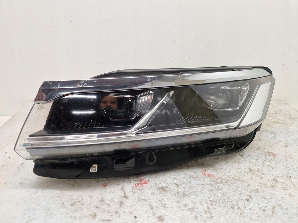 Frontscheinwerfer VW Touareg 761941035B LED Links Scheinwerfer Headlight SCH8537001017te