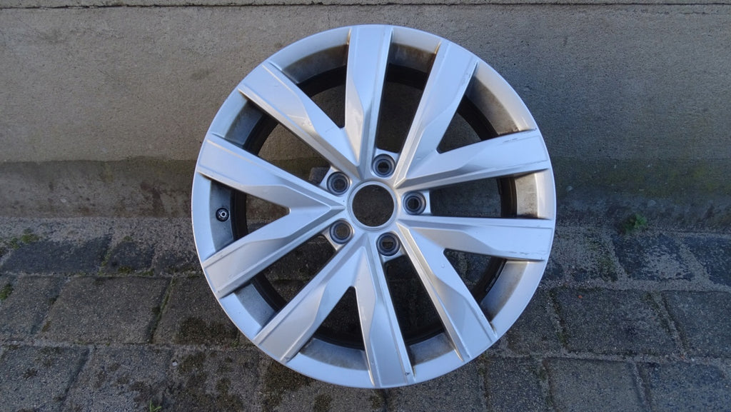 1x Alufelge 17 Zoll 7.0" 5x112 38ET Glanz Silber 3G8601025 VW Arteon Rim Wheel FEL4719257615qx
