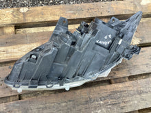 Laden Sie das Bild in den Galerie-Viewer, Frontscheinwerfer Renault Laguna III 89901833 260100033 Rechts Headlight SCH8186480740jp