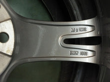 Laden Sie das Bild in den Galerie-Viewer, 1x Alufelge 19 Zoll 8.0" 5x120 52ET Glanz Graphit 6794370 BMW 1 Mg Rim Wheel FEL5833527409nm