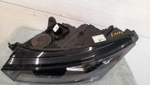 Laden Sie das Bild in den Galerie-Viewer, Frontscheinwerfer Skoda Enyaq 5LB941015 Full LED Links Scheinwerfer Headlight