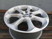 Laden Sie das Bild in den Galerie-Viewer, 1x Alufelge 17 Zoll 7.5&quot; 5x108 55ET 31255778 Volvo Xc70 Rim Wheel