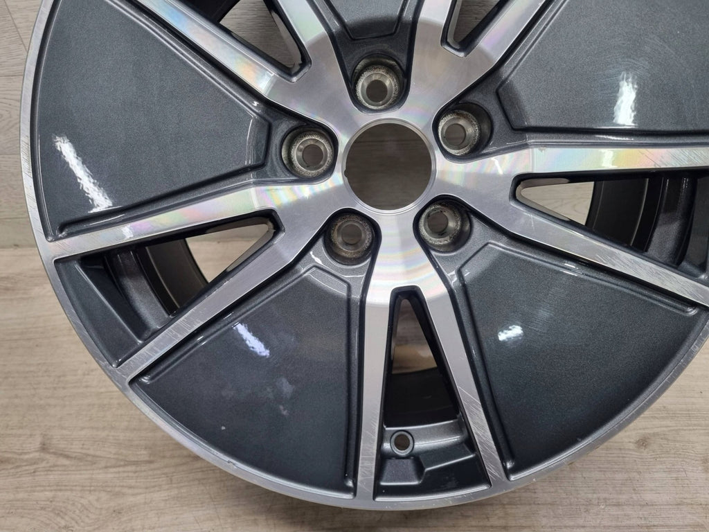 1x Alufelge 17 Zoll 7.5" 5x112 38ET Glanz Grau 8W0601025DJ Audi A4 Mg Rim Wheel FEL6641365942qc