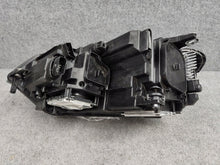 Laden Sie das Bild in den Galerie-Viewer, Frontscheinwerfer VW Touran 5TB941082B Rechts Scheinwerfer Headlight SCH3332953034nx
