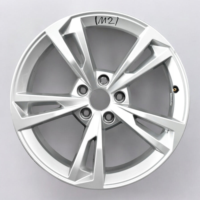 1x Alufelge 18 Zoll 8.5" 5x112 29ET Glanz Silber 8W0601025AK Audi A4 Rim Wheel