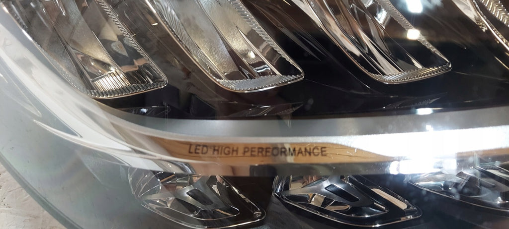 Frontscheinwerfer Mercedes-Benz W205 A2059066006 LED Rechts Headlight SCH6608850449yc