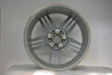 Laden Sie das Bild in den Galerie-Viewer, 1x Alufelge 20 Zoll 11.0&quot; 5x130 52ET Glanz 99136216633 Porsche Rim Wheel