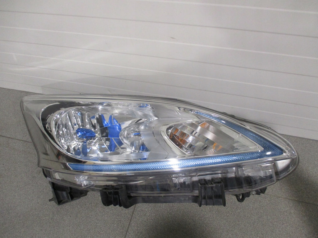 Frontscheinwerfer Nissan 260104FA1A Rechts Scheinwerfer Headlight SCH7855502593li