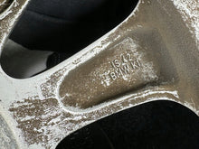 Laden Sie das Bild in den Galerie-Viewer, 1x Alufelge 16 Zoll 6.5&quot; 5x120 42ET 6775618 BMW E81 E87 Rim Wheel