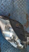 Laden Sie das Bild in den Galerie-Viewer, Frontscheinwerfer VW Passat 3C0941751G Xenon Links Scheinwerfer Headlight SCH5510702139ao