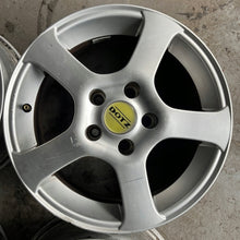 Laden Sie das Bild in den Galerie-Viewer, 4x Alufelge 15 Zoll 6.5" 5x110 35ET Rim Wheel FEL5258559736pj