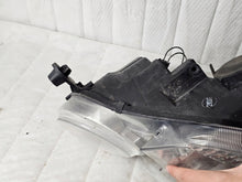 Laden Sie das Bild in den Galerie-Viewer, Frontscheinwerfer Skoda Yeti 5L1941015B 1K0941329 Xenon Links Headlight