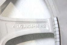 Laden Sie das Bild in den Galerie-Viewer, 4x Alufelge 16 Zoll 6.5" 5x112 22ET Glanz Silber 6876921 BMW G21 G20 G42 FEL8027097212cw