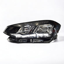 Laden Sie das Bild in den Galerie-Viewer, Frontscheinwerfer VW Sportsvan 517941005D Halogen Links Scheinwerfer Headlight