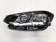 Laden Sie das Bild in den Galerie-Viewer, Frontscheinwerfer VW Sportsvan 517941005D Halogen Links Scheinwerfer Headlight