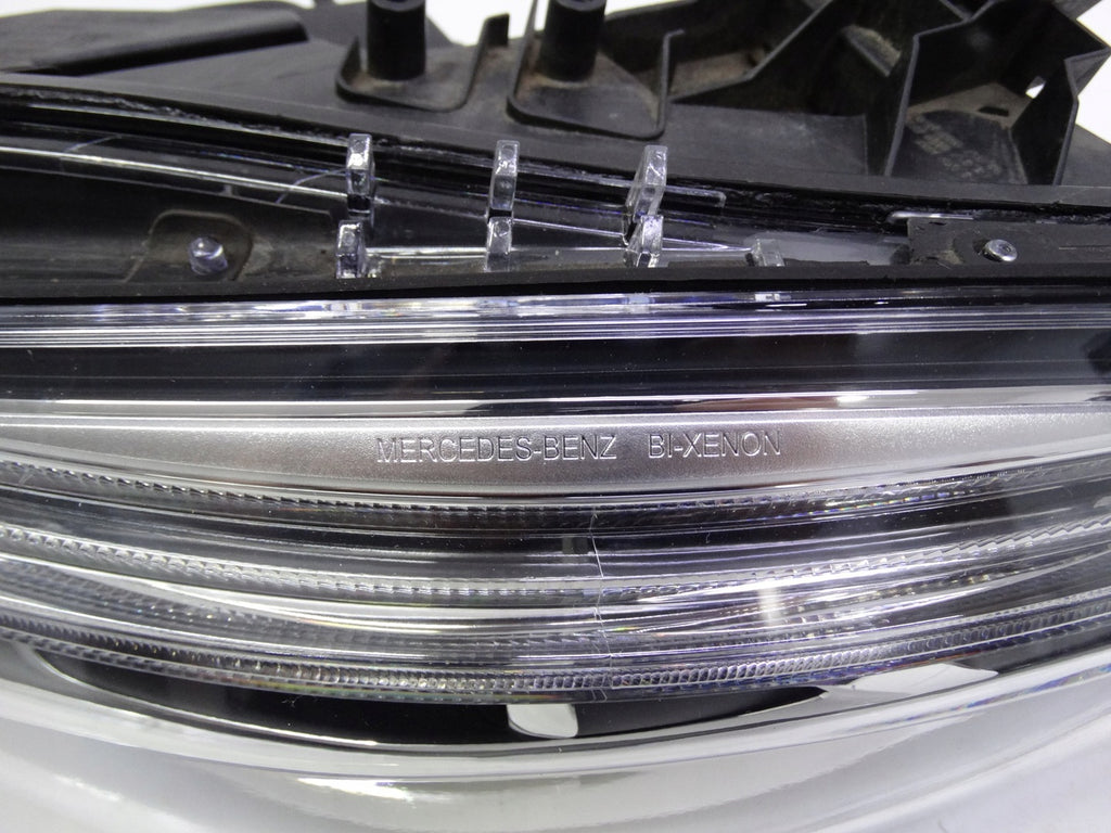 Frontscheinwerfer Mercedes-Benz Cla C117 A1179065100 Xenon Rechts oder Links SCH5779102814ro