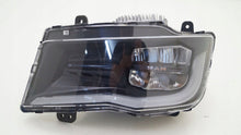 Laden Sie das Bild in den Galerie-Viewer, Frontscheinwerfer Man 3625101-607289 Full LED Links Scheinwerfer Headlight SCH9106305364vr
