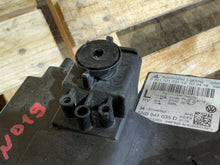 Laden Sie das Bild in den Galerie-Viewer, Frontscheinwerfer VW Tiguan 5NB941035D Links Scheinwerfer Headlight