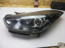 Laden Sie das Bild in den Galerie-Viewer, Frontscheinwerfer Hyundai I40 3Z92121350 LED Links Scheinwerfer Headlight