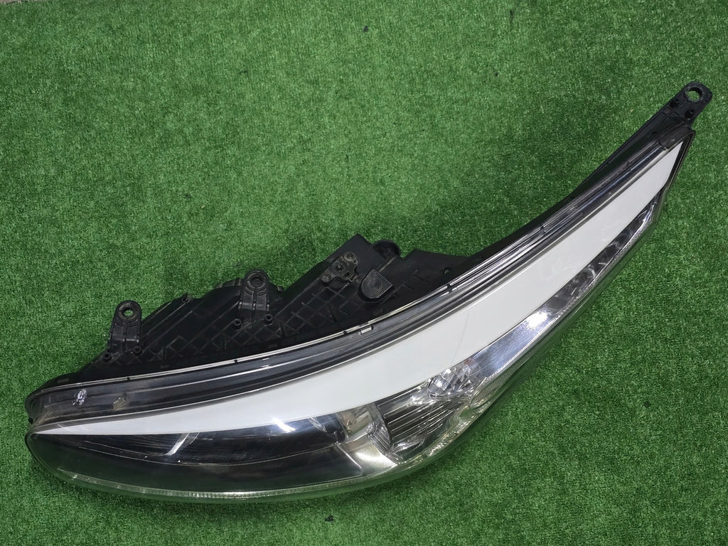 Frontscheinwerfer Kia Ceed 92101-A2220 LED Ein Stück (Rechts oder Links)