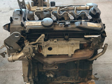 Load image into Gallery viewer, Motor Mercedes-Benz W176 W246 415 HMCAR 2.2 CDI 103TKm 2013 Diesel Komplett