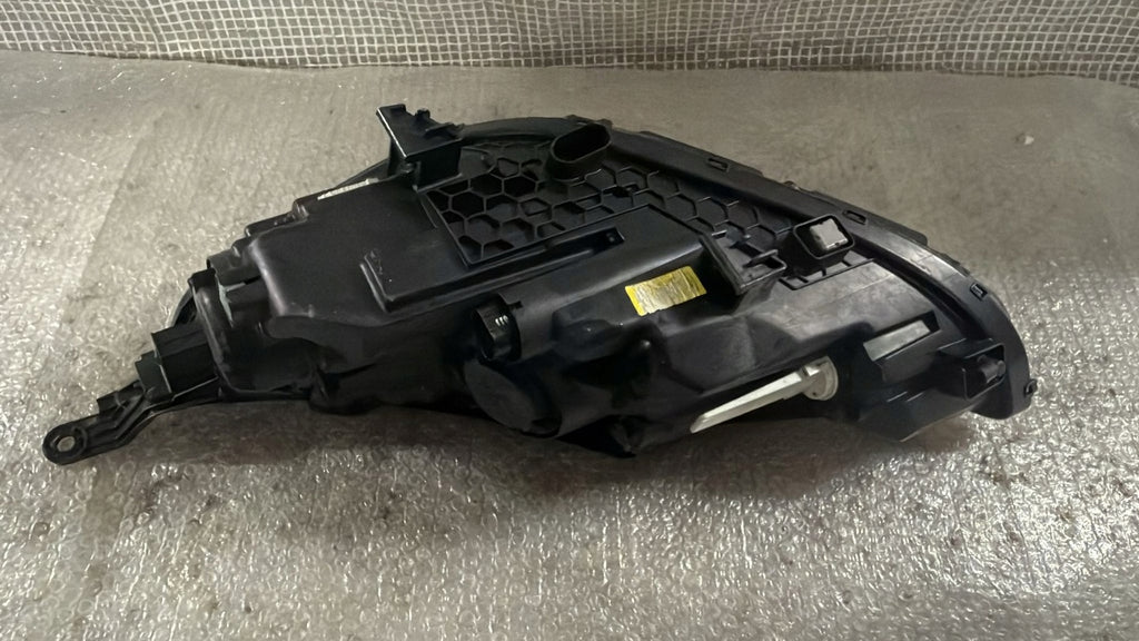 Frontscheinwerfer Hyundai I30 HI30LPBD17 Rechts Scheinwerfer Headlight SCH4893752802au