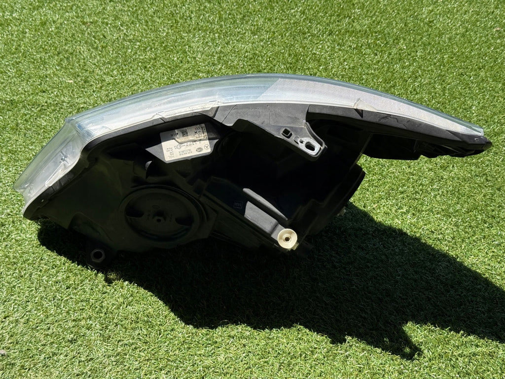 Frontscheinwerfer Mercedes-Benz Vito W447 A4479067800 Rechts Headlight SCH9252487479pa