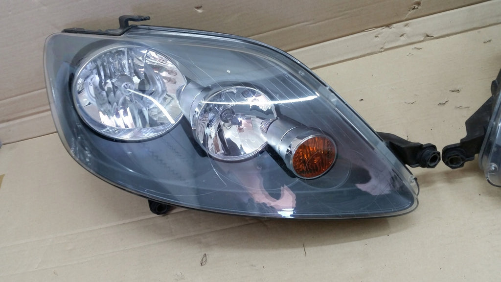 Frontscheinwerfer VW Golf V Plus I 5M1941006B 1EE247013-05 Rechts Headlight SCH5784680392hn