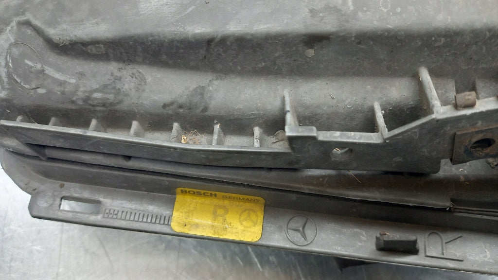 Frontscheinwerfer Mercedes-Benz W124 Rechts Scheinwerfer Headlight