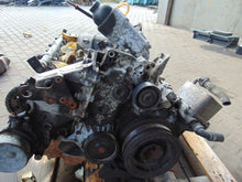 Laden Sie das Bild in den Galerie-Viewer, Motor BMW 5 E60 E61 306D2 3.0 Diesel Engine Komplett