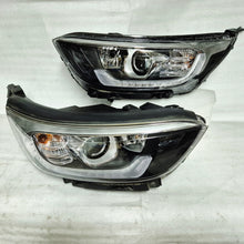 Load image into Gallery viewer, Frontscheinwerfer Kia Stonic LED Ein Satz Scheinwerfer Headlight SCH5944108547tp