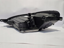 Laden Sie das Bild in den Galerie-Viewer, Frontscheinwerfer Tesla Model S 105817000D Rechts Scheinwerfer Headlight SCH3743715653wg