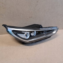 Laden Sie das Bild in den Galerie-Viewer, Frontscheinwerfer Hyundai I30 G492121060 LED Rechts Scheinwerfer Headlight