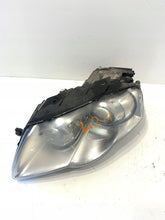 Load image into Gallery viewer, Frontscheinwerfer VW Passat 3C0941751G Links Scheinwerfer Headlight SCH7263947077lu