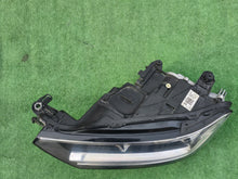 Laden Sie das Bild in den Galerie-Viewer, Frontscheinwerfer VW T-Roc 2GA941035AH Full LED Links Scheinwerfer Headlight SCH3317254082gt