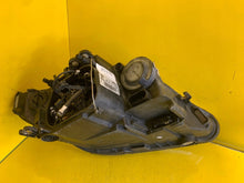 Laden Sie das Bild in den Galerie-Viewer, Frontscheinwerfer Seat Exeo 3R1941007E Xenon Links Scheinwerfer Headlight
