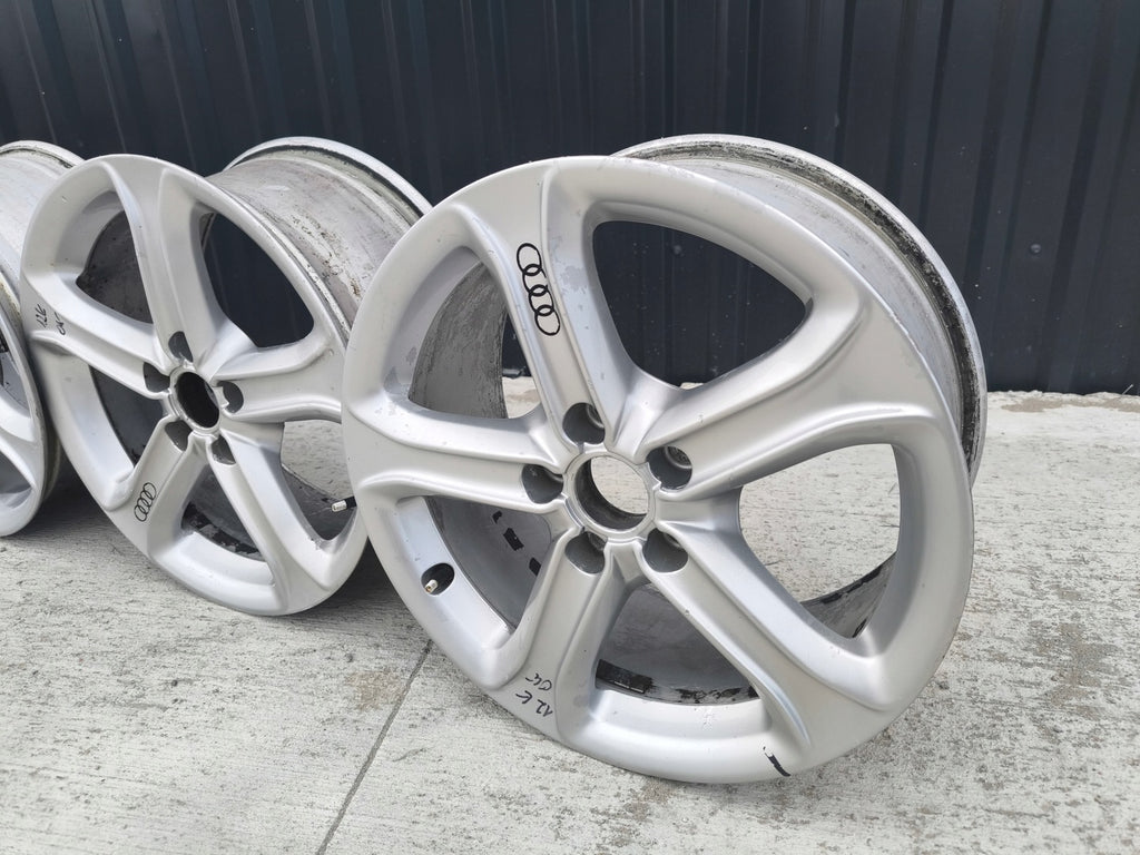 1x Alufelge 17 Zoll 7.5" 5x112 45ET Glanz Silber 8K0601025BK Audi A4 A3