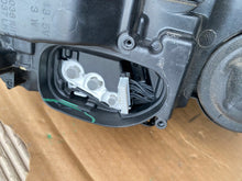 Load image into Gallery viewer, Frontscheinwerfer Audi A1 82A941033D Full LED Ein Satz Scheinwerfer Headlight