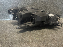 Laden Sie das Bild in den Galerie-Viewer, Frontscheinwerfer Skoda Superb 3P1941015 Links Scheinwerfer Headlight SCH5092399415rl