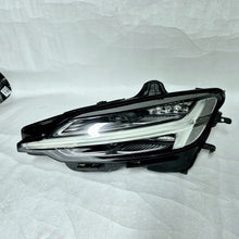 Laden Sie das Bild in den Galerie-Viewer, Frontscheinwerfer Volvo S60 II V60 Links Scheinwerfer Headlight SCH3924497114bn