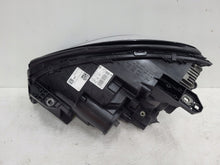 Laden Sie das Bild in den Galerie-Viewer, Frontscheinwerfer Mercedes-Benz Gla A1569062400 Xenon Rechts Headlight SCH6464326461xs